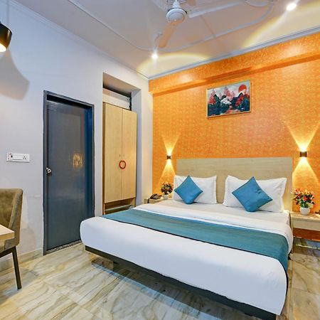 Royal Spark Inn1 - Medicity Gurugram, Near Medanta Hospital Γκουργκάον Εξωτερικό φωτογραφία