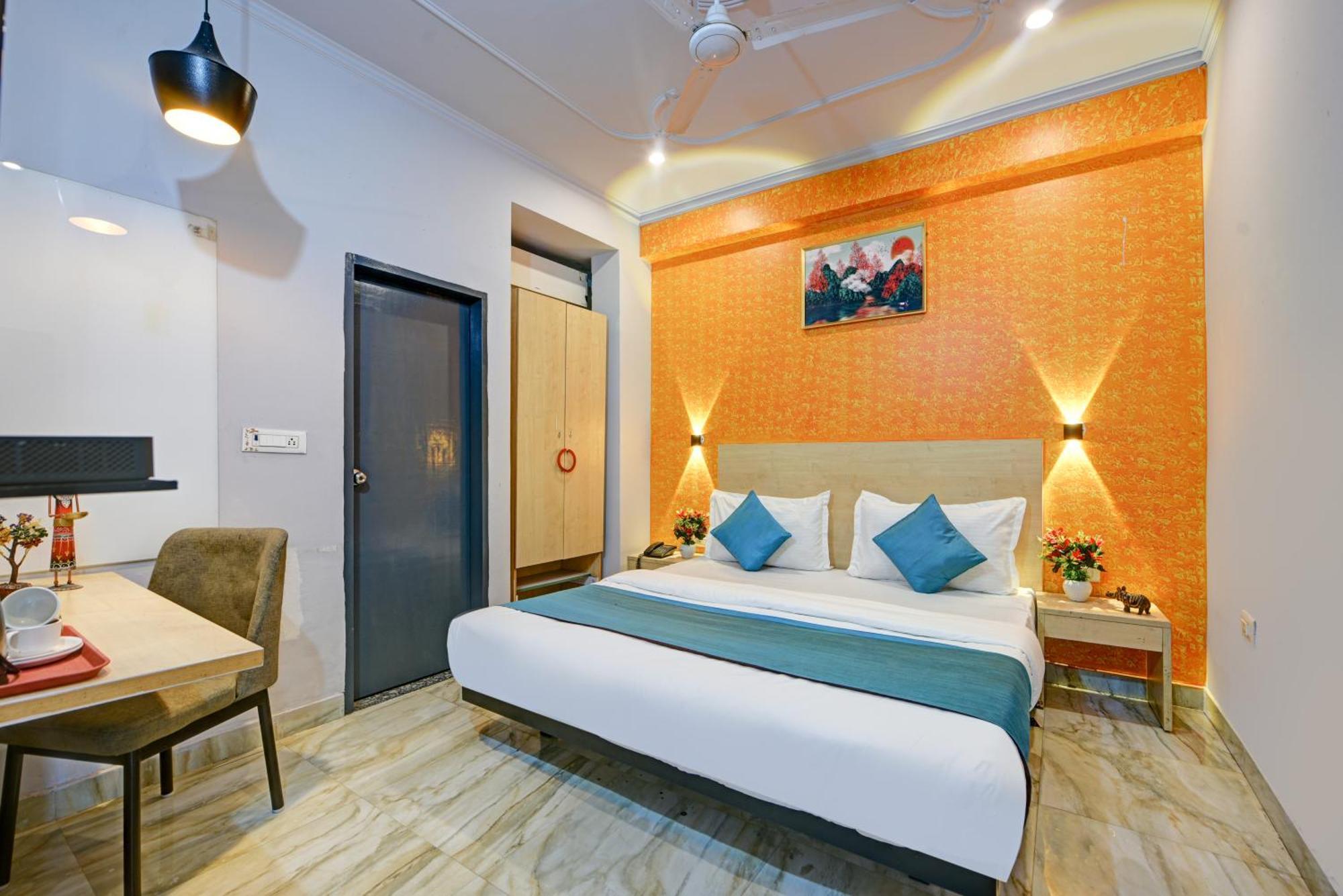 Royal Spark Inn1 - Medicity Gurugram, Near Medanta Hospital Γκουργκάον Εξωτερικό φωτογραφία