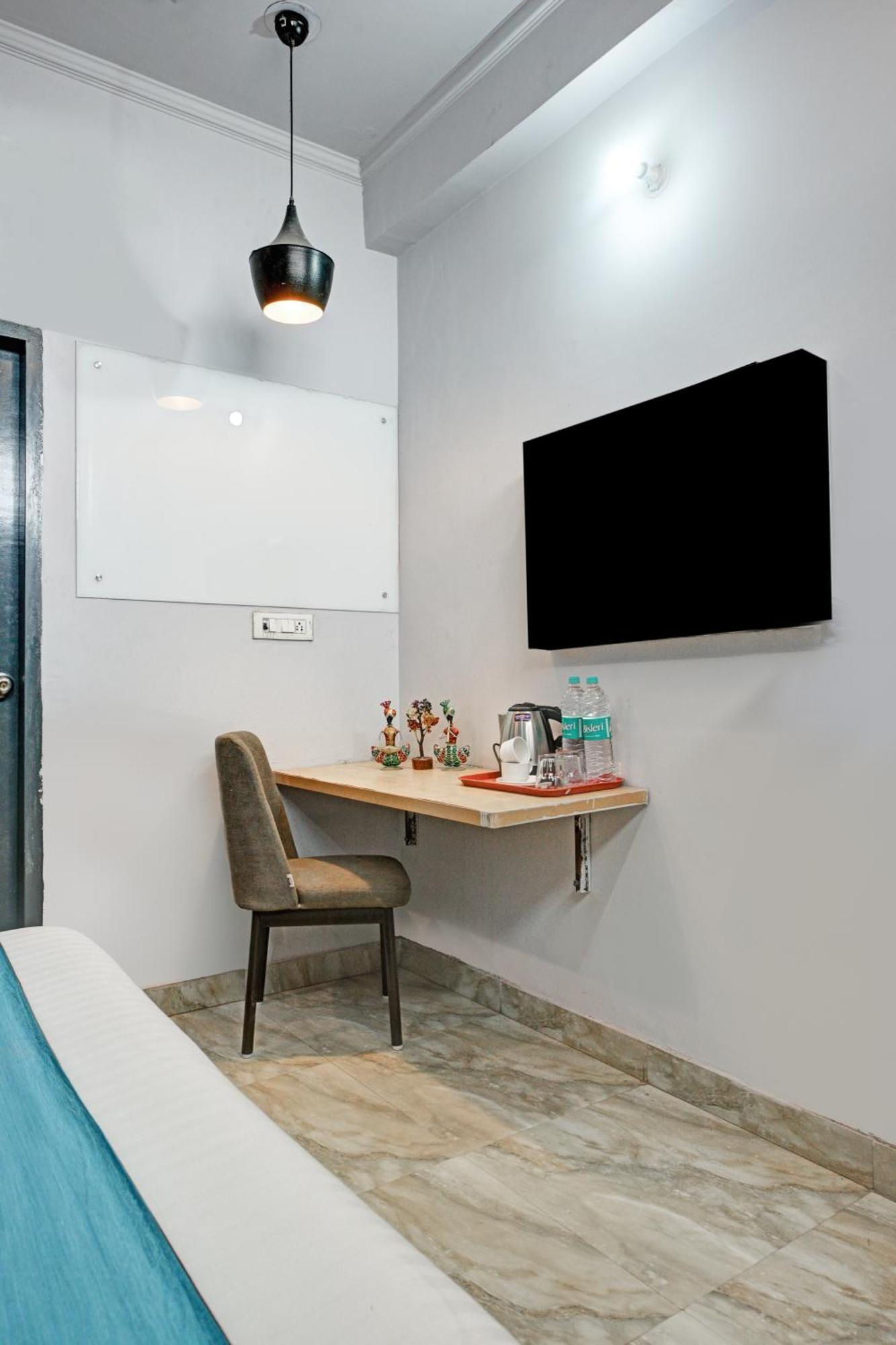 Royal Spark Inn1 - Medicity Gurugram, Near Medanta Hospital Γκουργκάον Εξωτερικό φωτογραφία